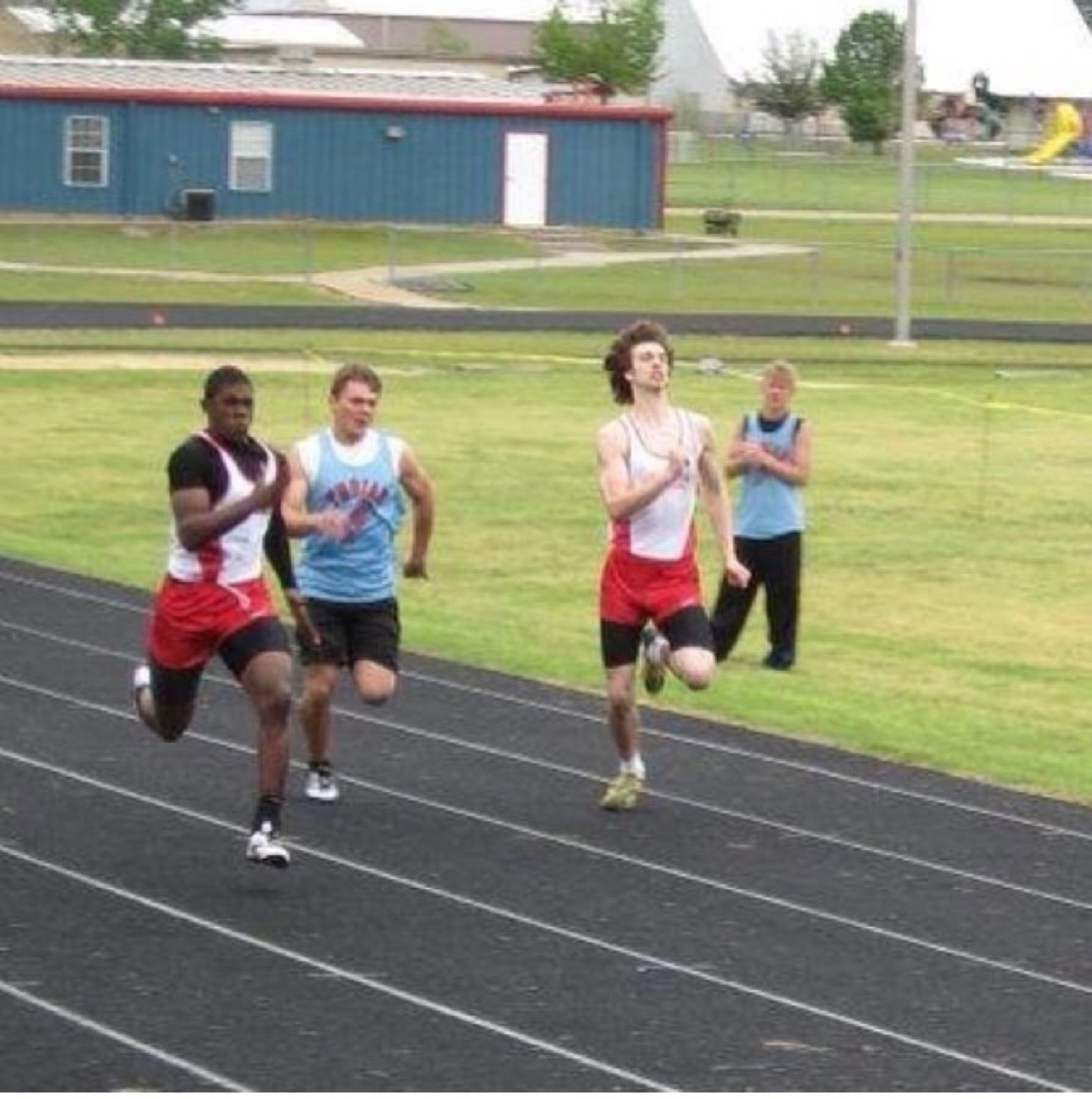 Cartez competing in a track event